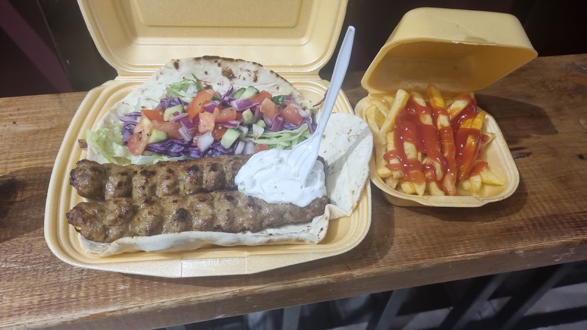Gourmet Grill Photo 8