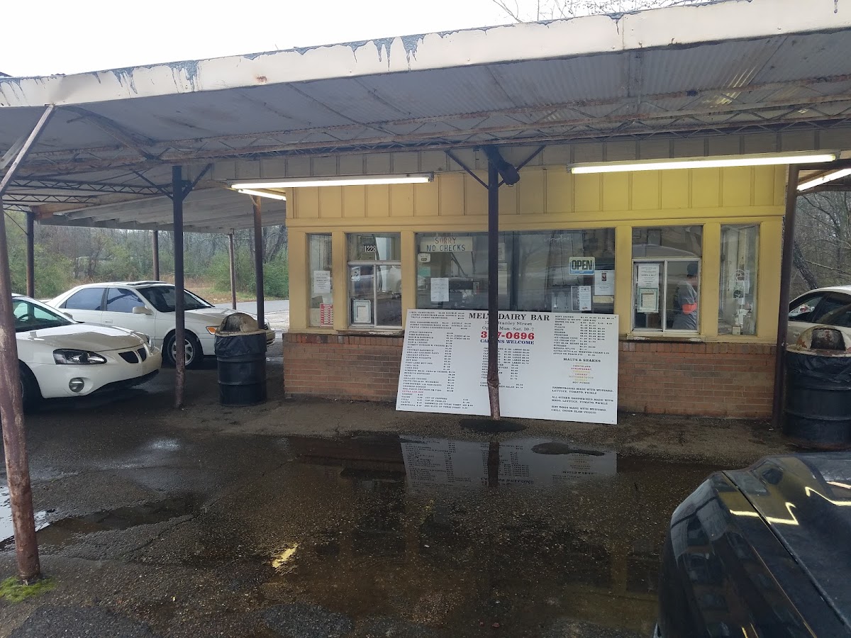 Mel's Dairy Bar Photo 2