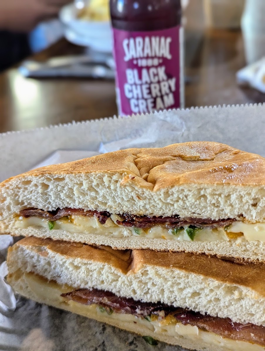 Broadway Cafe & Bakery Photo 7