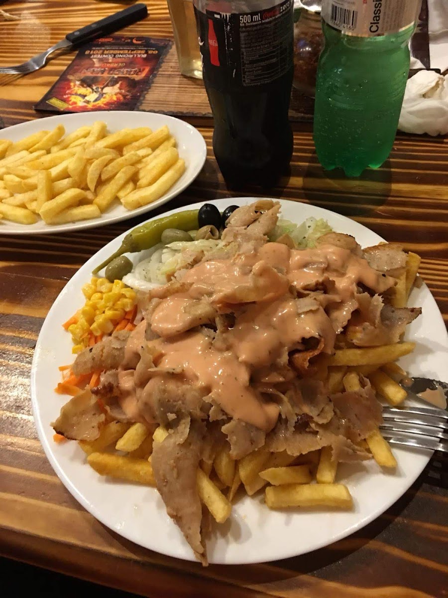 Barisa Pizzeria und Kebabhaus Photo 9