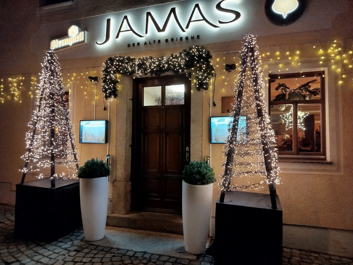 Jamas