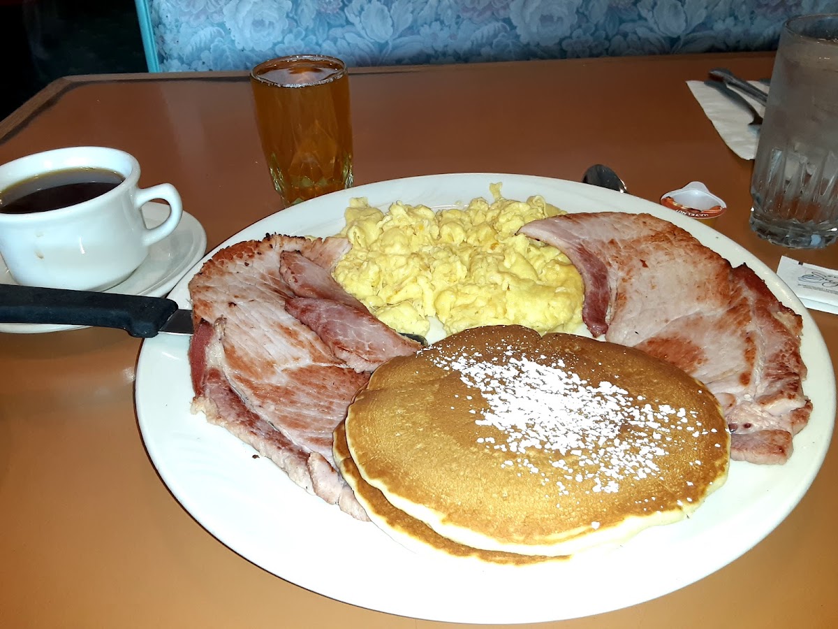 Golden Griddle Pancake House Photo 8