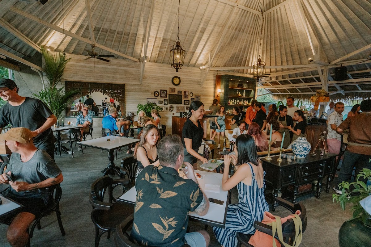 Curry Traders Restaurant and Bar