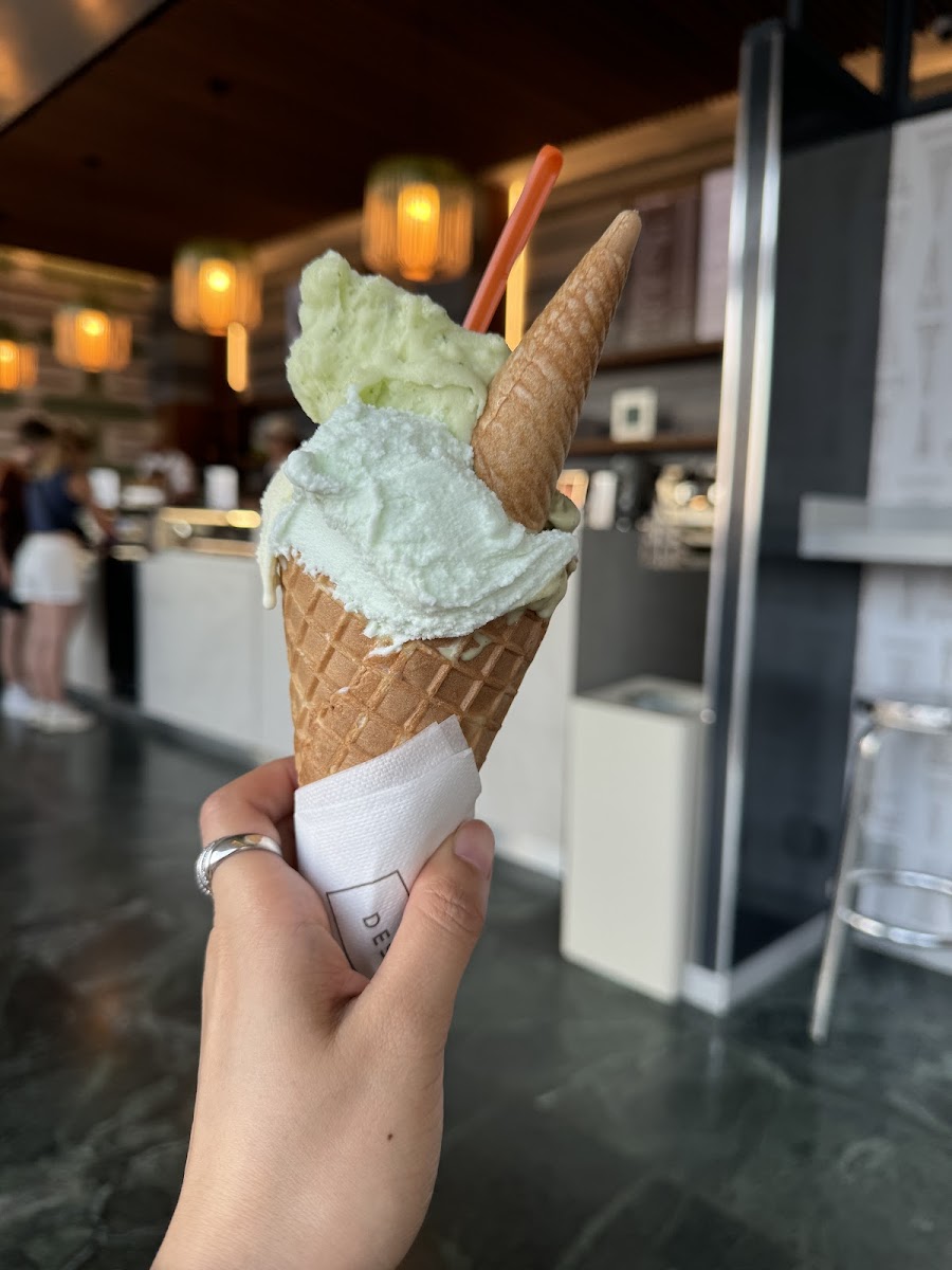 Desìo Gelato & Pastry Photo 4