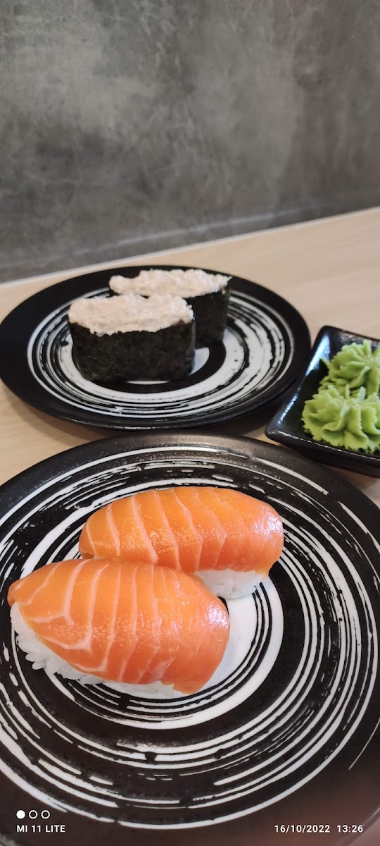 Little Sushi Japanese Restaurant Photo 7