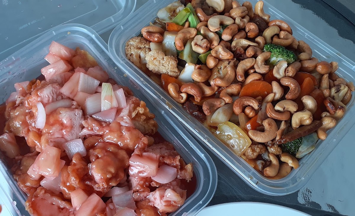 Tony’s Buller Cafe Chinese takeaway Photo 4