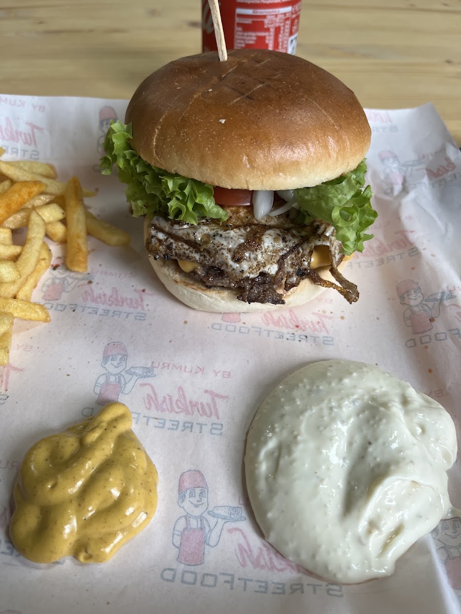 Kalos Chicken & More Photo 3