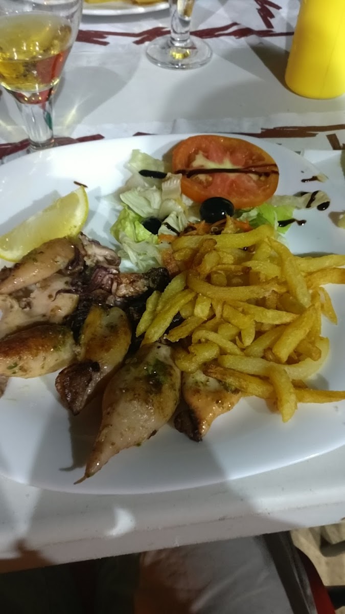 Restaurant Societat d'Avinyonet de Puigventós Photo 10