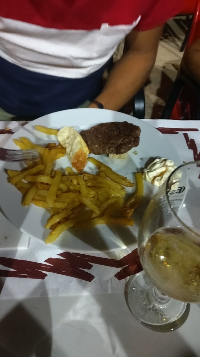 Restaurant Societat d'Avinyonet de Puigventós Photo 5