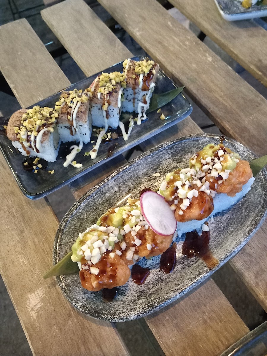 Rollo - Sushi Pokè Bar Photo 4