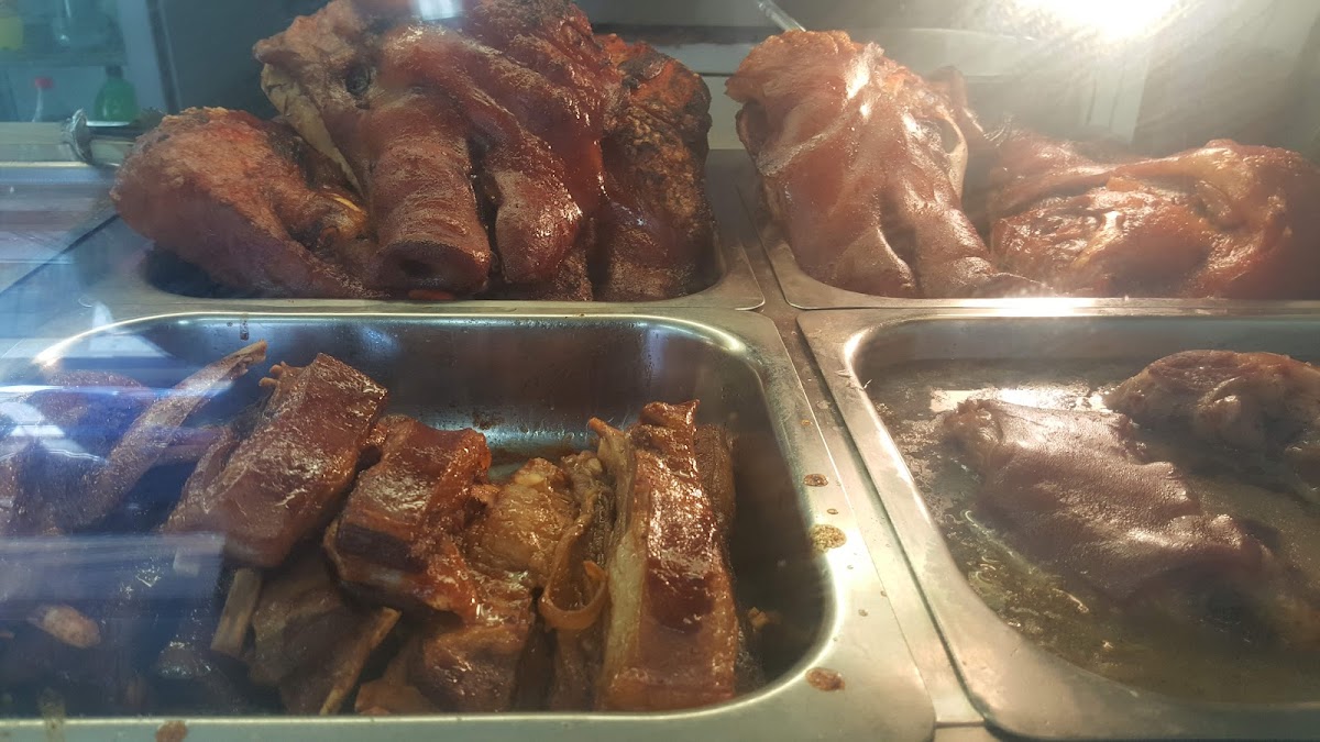 Polynesian Food Takeaway Photo 3