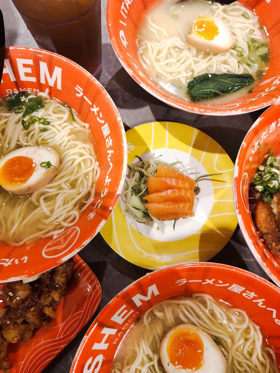 Shem Sushi Photo 3