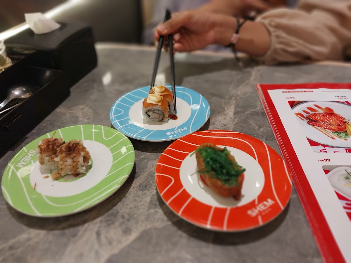 Shem Sushi Photo 9