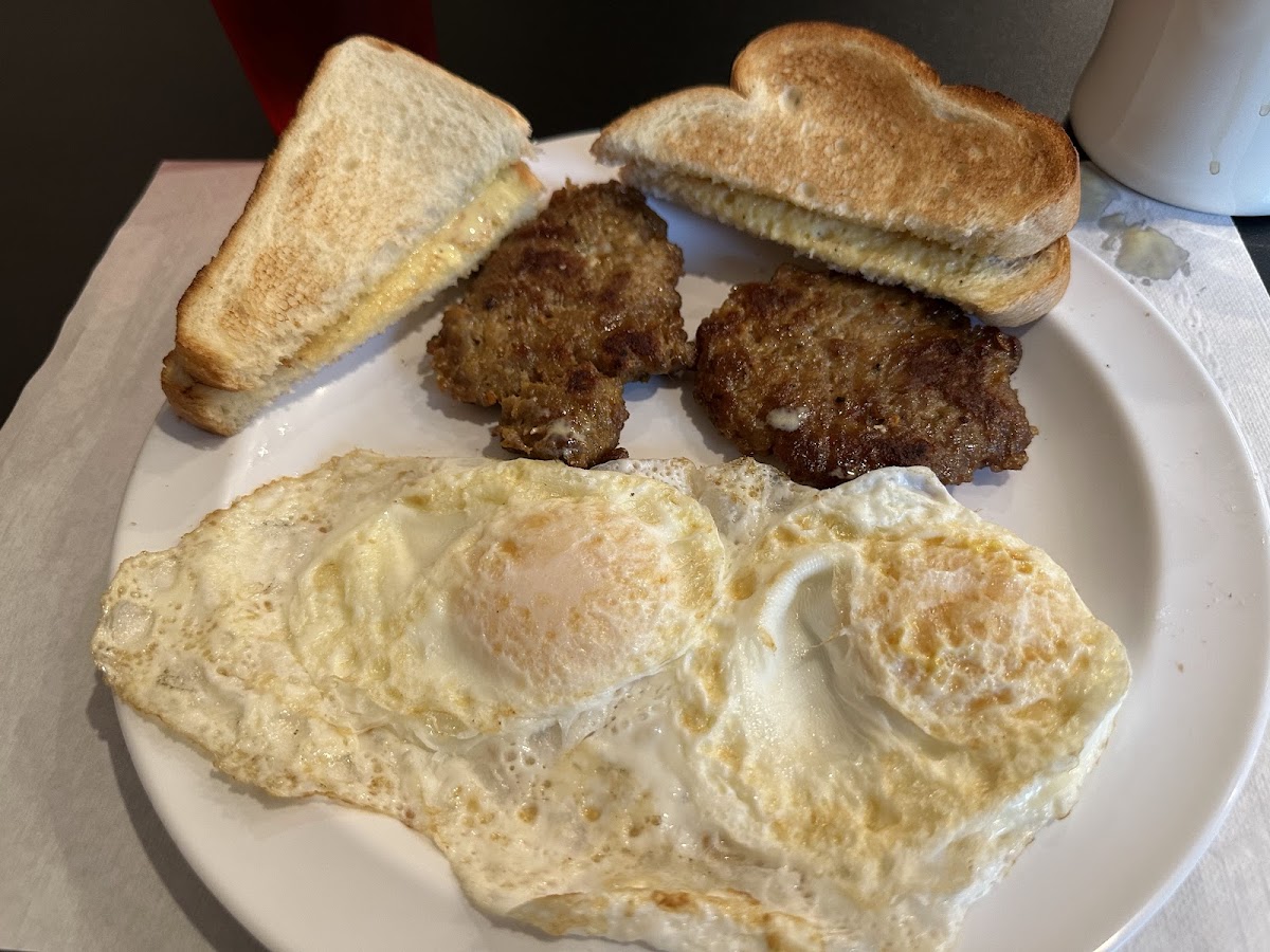 Kacie's Sports Cafe Photo 10