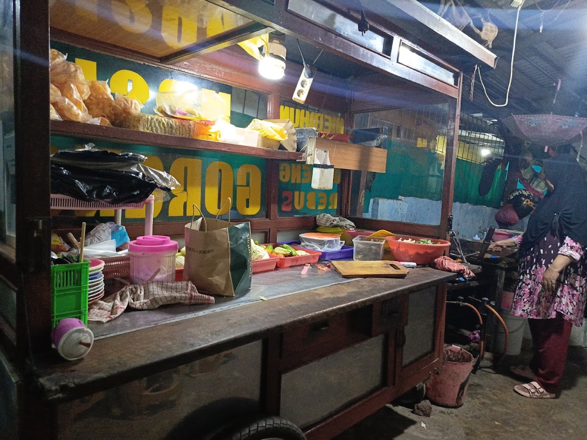 Nasi Goreng Jumbo Pakde YONO