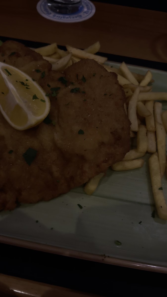 Sportivo Restaurant Photo 2