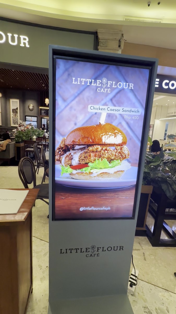 Little Flour Café - Newport World Resorts Photo 2