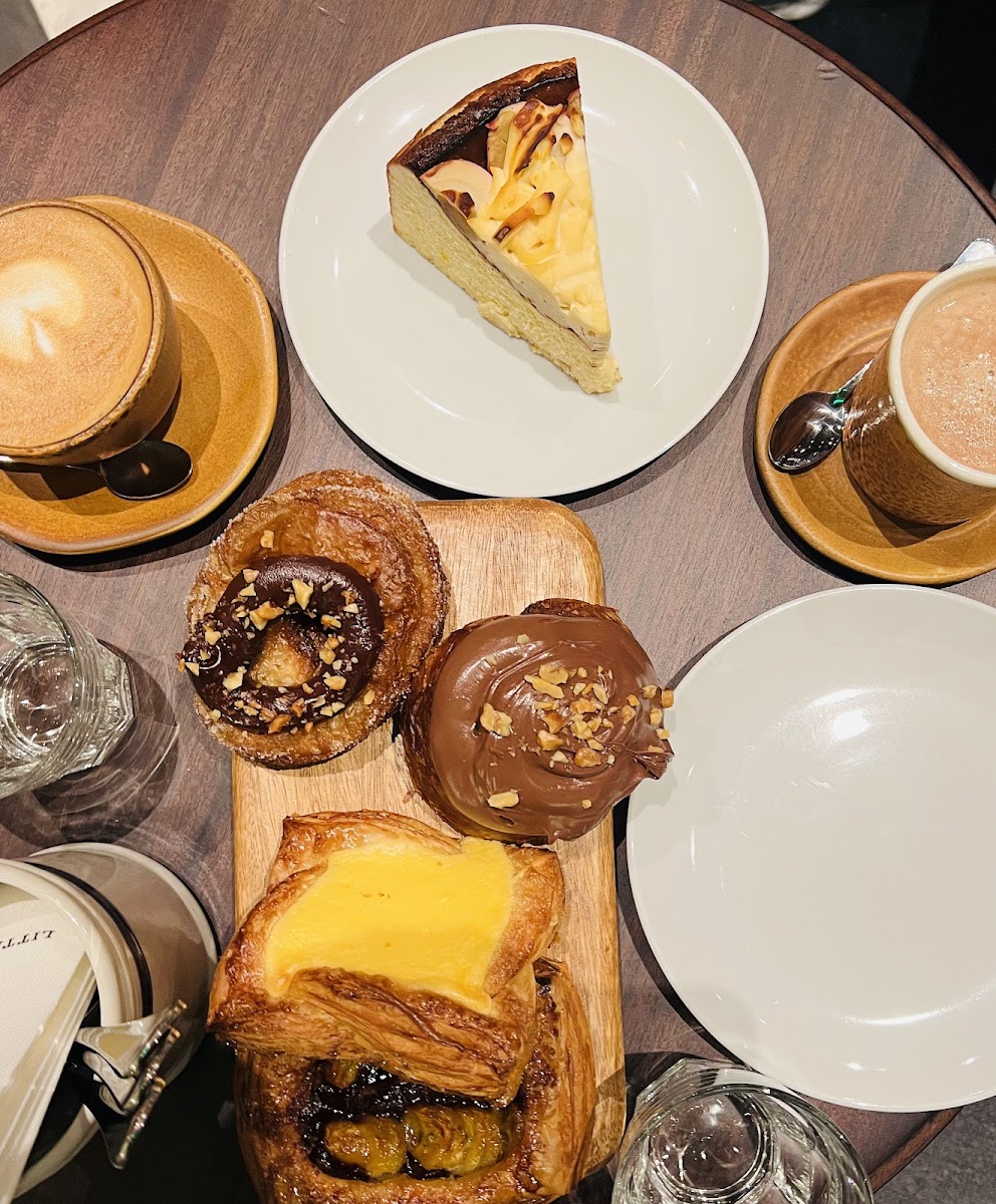 Little Flour Café - Newport World Resorts Photo 7