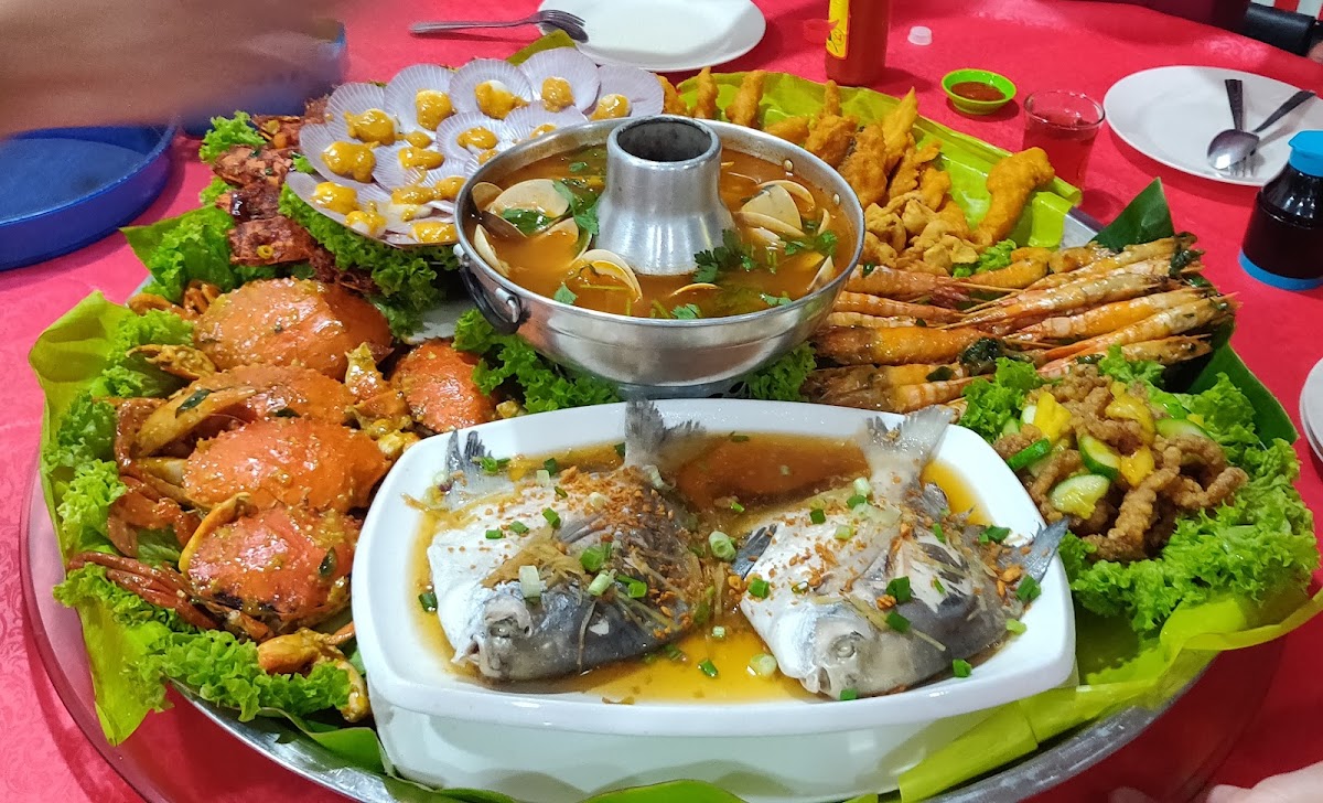 Bintang Sungai Burung Seafood Restaurant