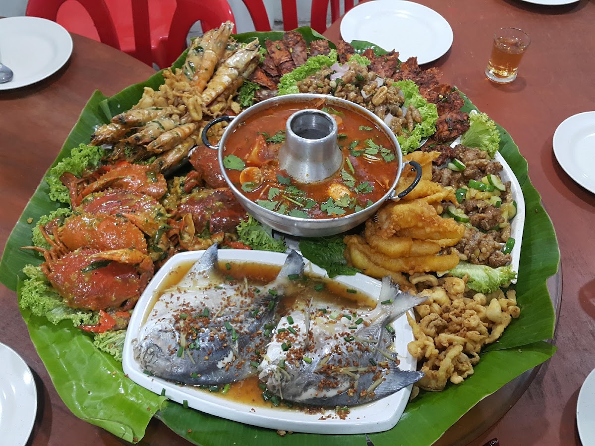 Bintang Sungai Burung Seafood Restaurant Photo 2