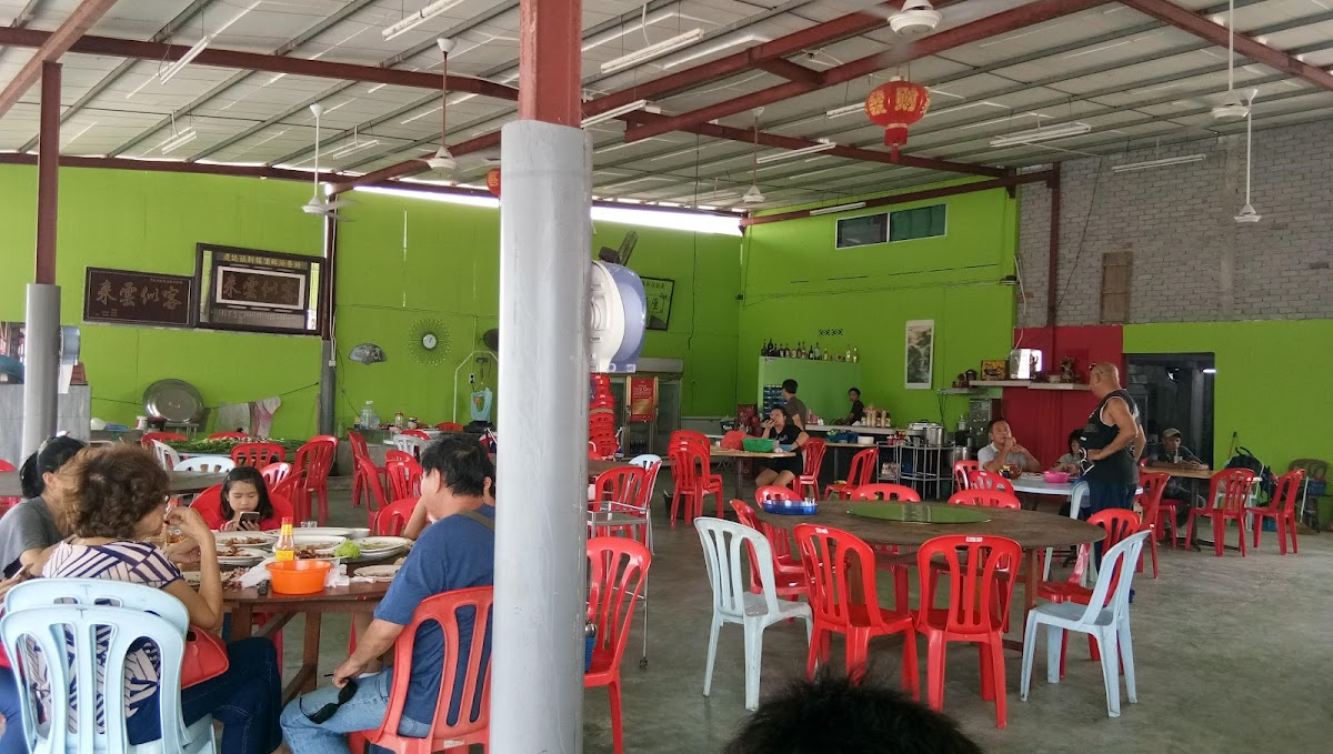 Bintang Sungai Burung Seafood Restaurant Photo 3