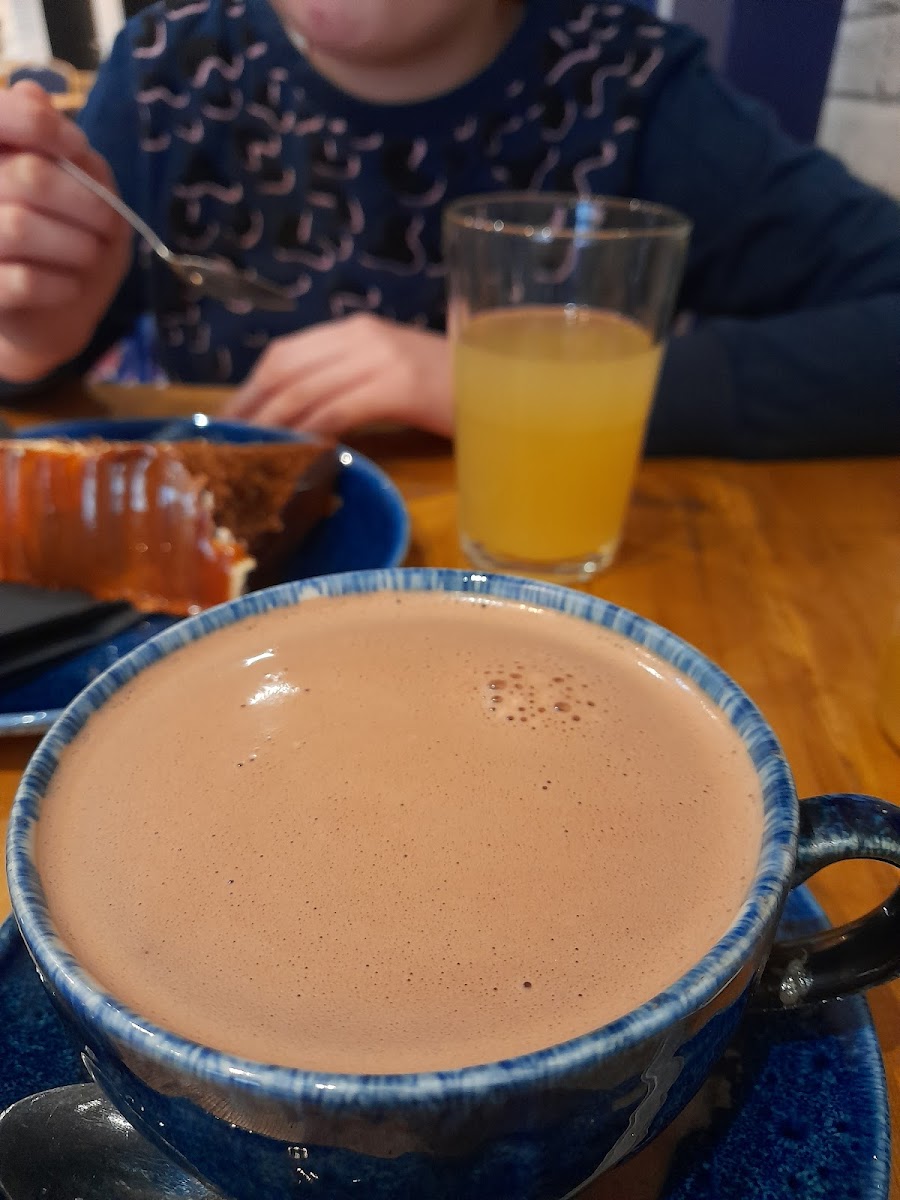 Artizan Cafe Photo 10