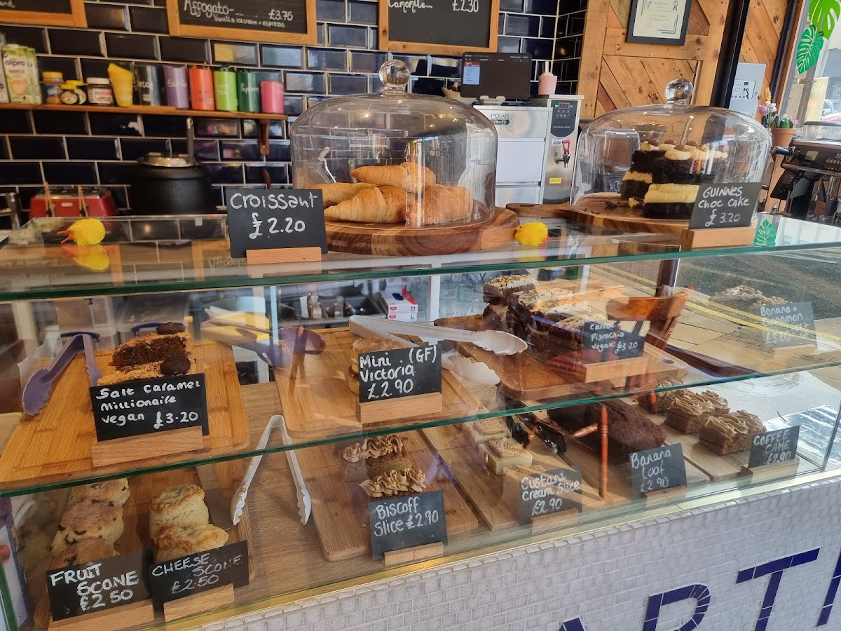 Artizan Cafe Photo 4