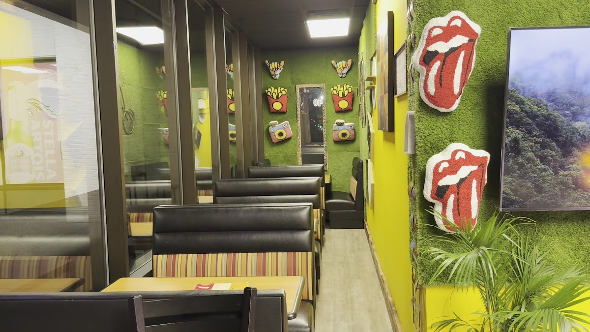 Retro Indian Grill Photo 2
