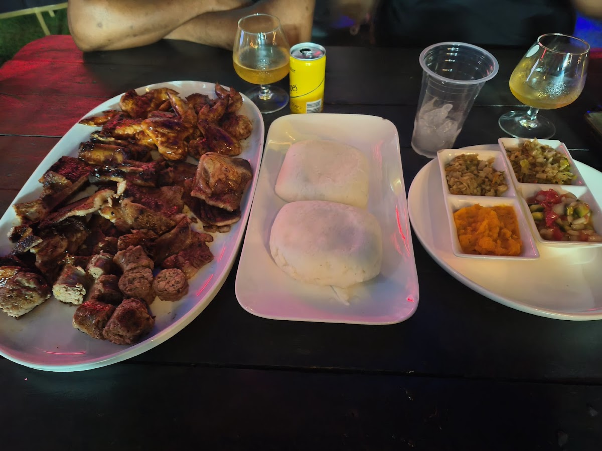 African Chef Monavoni