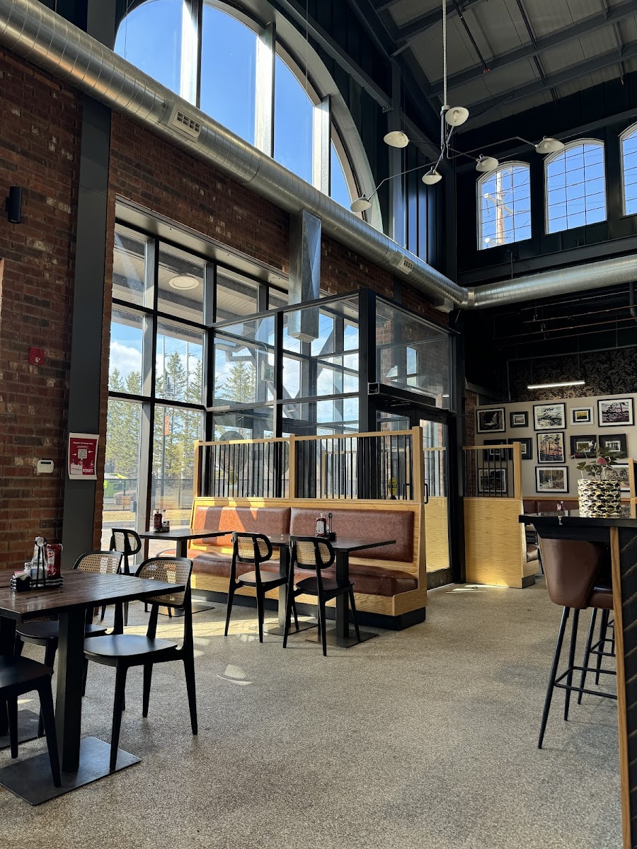 Blockhouse Pub Photo 3