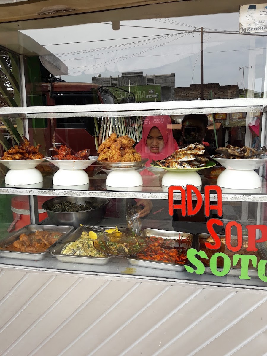 WARUNG MAKAN MBAK ERNA Photo 3