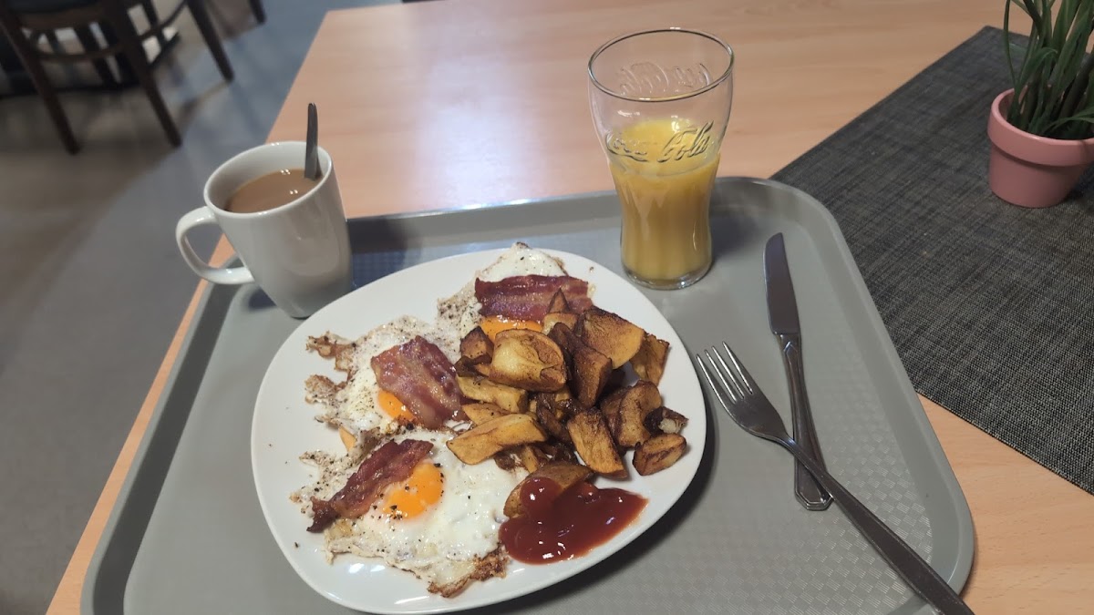 German Canteen Photo 8