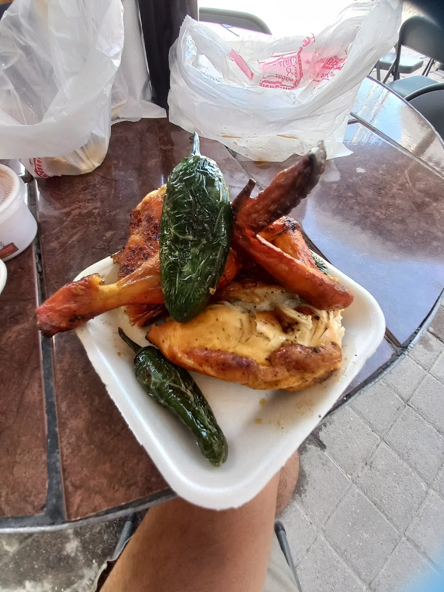 Chicken San Miguel Photo 6