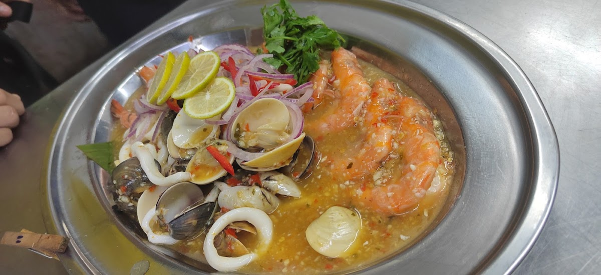 DPD Menjalara Seafood Restaurant 大排档海鲜饭店 Photo 6