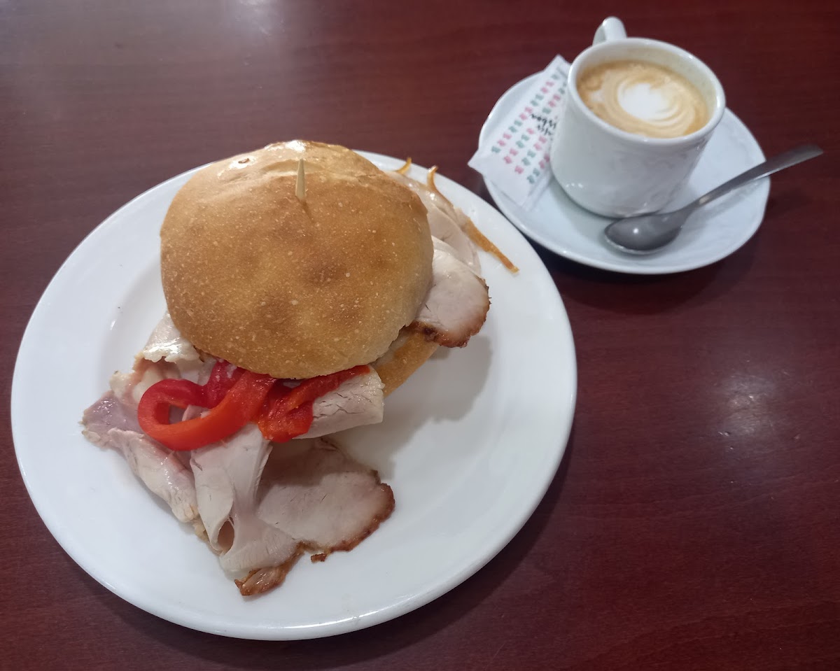 Cafetería Restaurante Araujo Photo 3