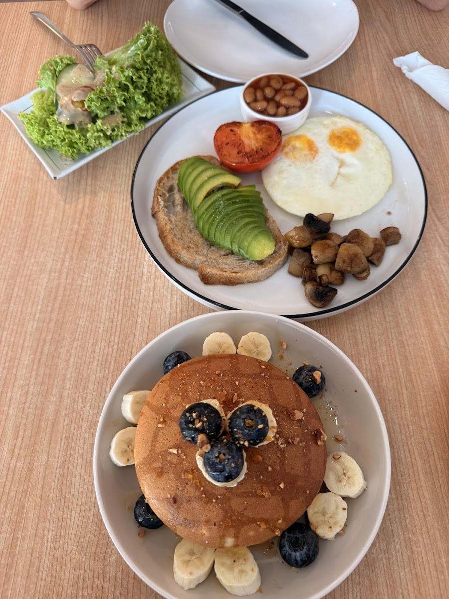 Hinz Cafe Photo 4
