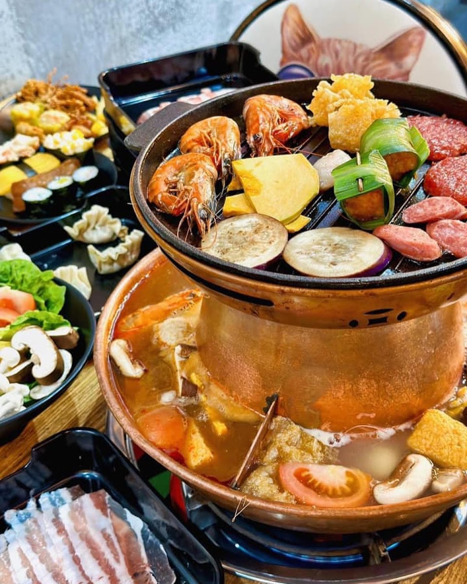大排档火锅 Street Hot Pot Restaurant • Melaka Photo 3
