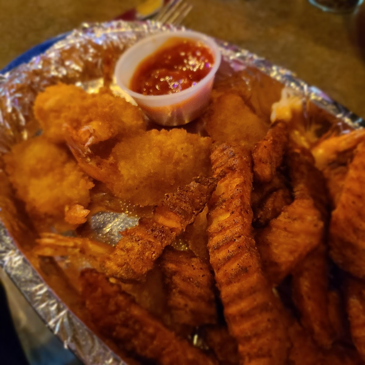 The Dam Bar & Grill Photo 6