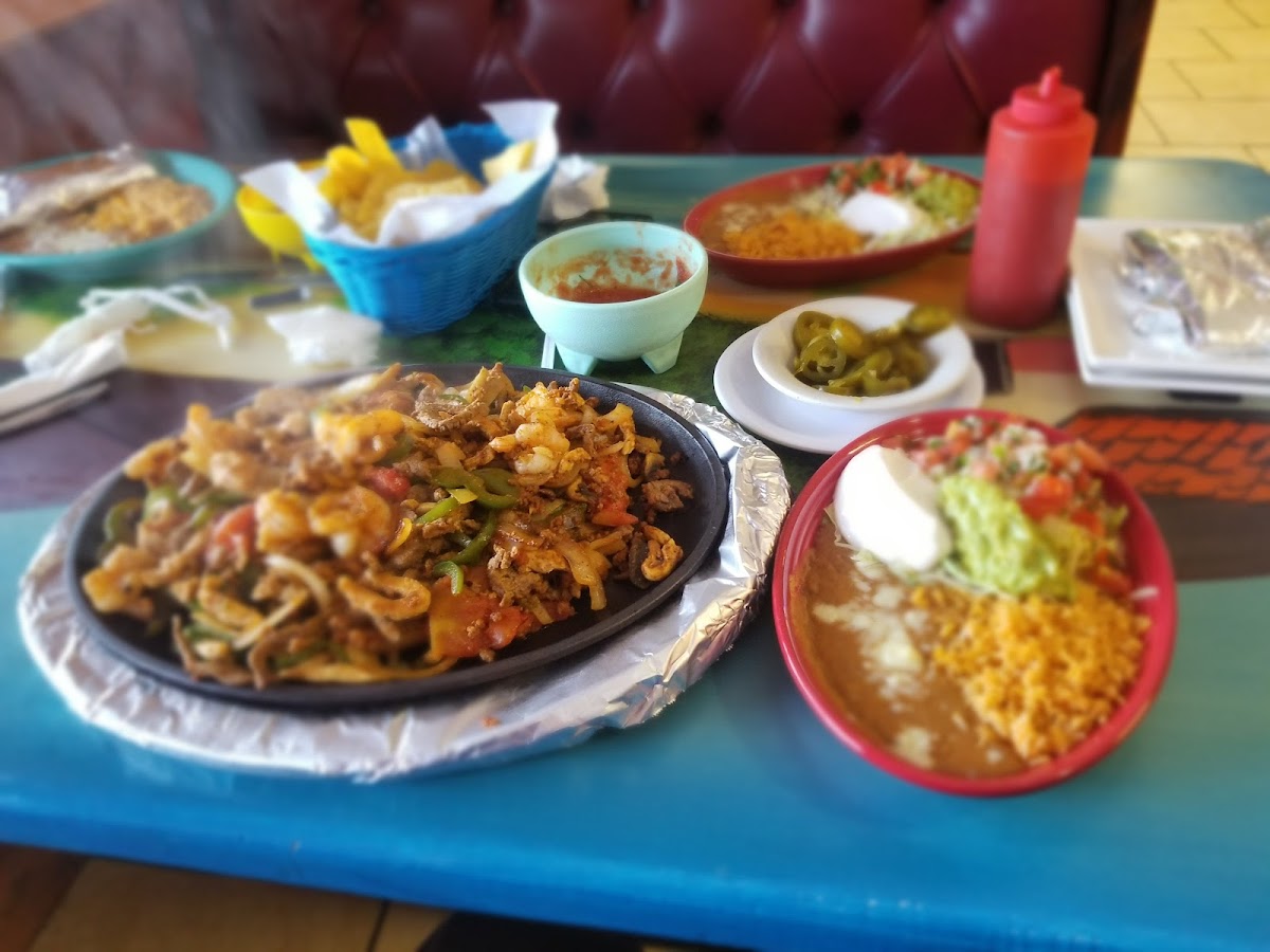 El Charro Mexican Grill Photo 9