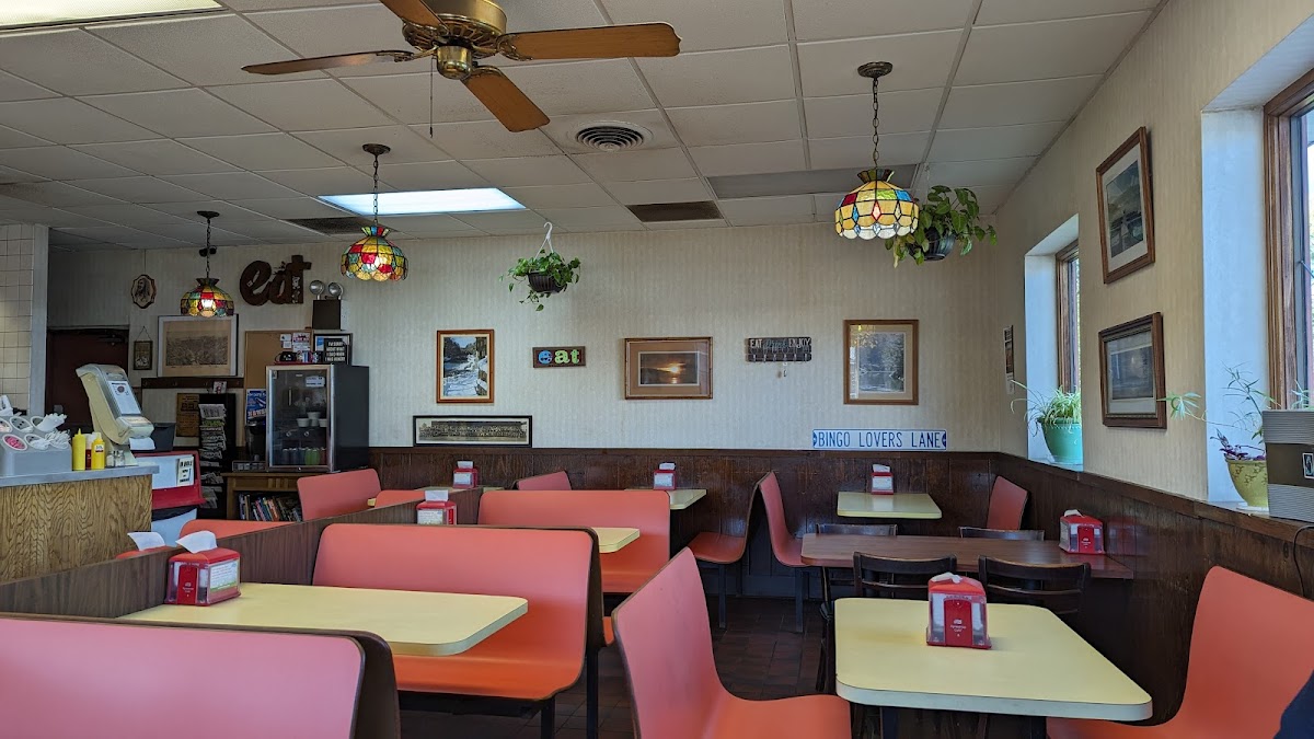 Bills sandwich shop Photo 3