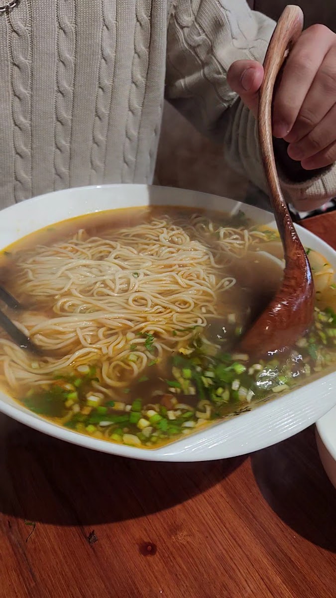 Le Mien - Craft Noodle - 乐面 - ByWard Market, Ottawa Photo 2