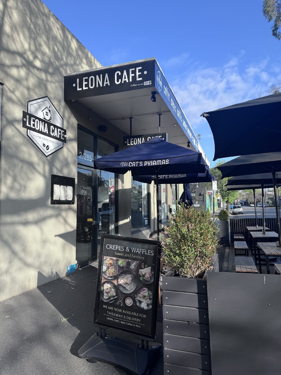 LEONA Cafe