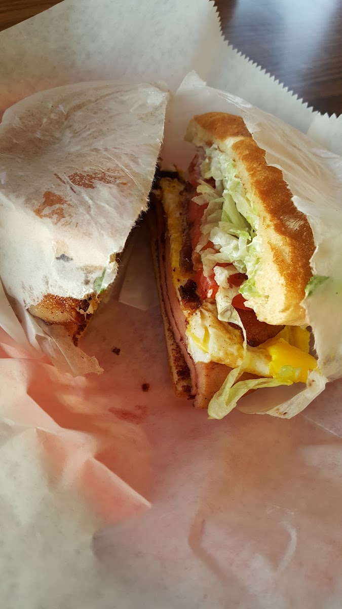 Lolo's BBQ & Hotdogs Photo 9