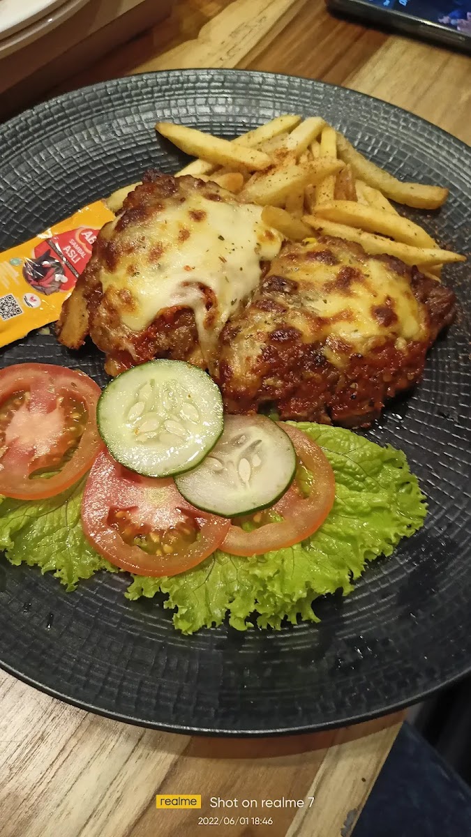 Quick Pizza Delivery Seririt Photo 6