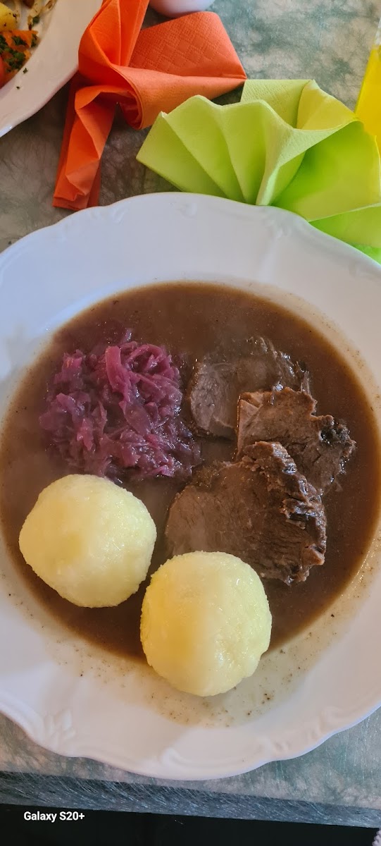 Café & Speisegaststätte Oma Plüsch Photo 3