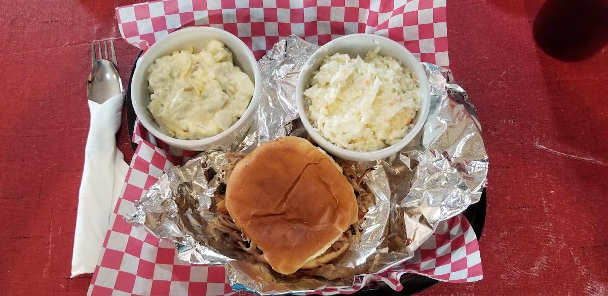Vanco's BBQ Photo 6