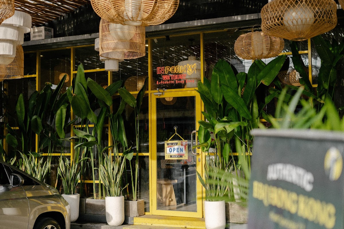 Wong Fei Hung Sanur, Hong Kong Cuisine BBQ & Dim Sum 黄飞鸿（Sanur) 港式烧腊粥粉面饭店