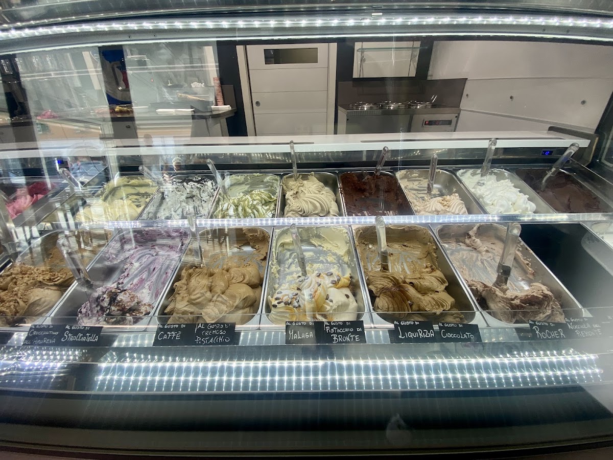 La Casa Del Gelato Di Aldi Ivano Photo 3