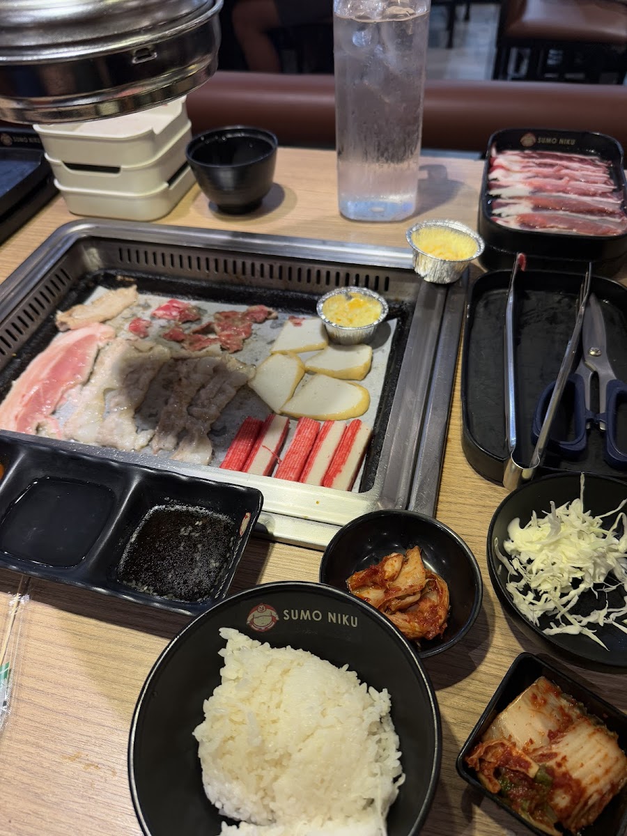 Sumo Niku | SM City Bicutan Photo 3