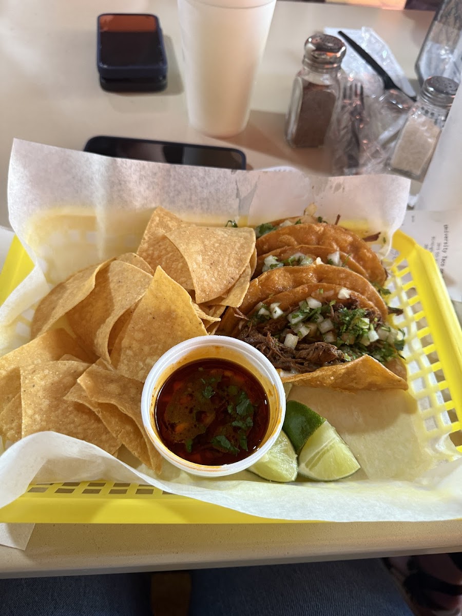 University Tacos on 5th Ave Photo 3